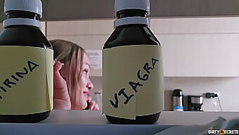 Viagra Acidental Leva A Um Encontro Apaixonado Com Sua Madrasta Sedutora.